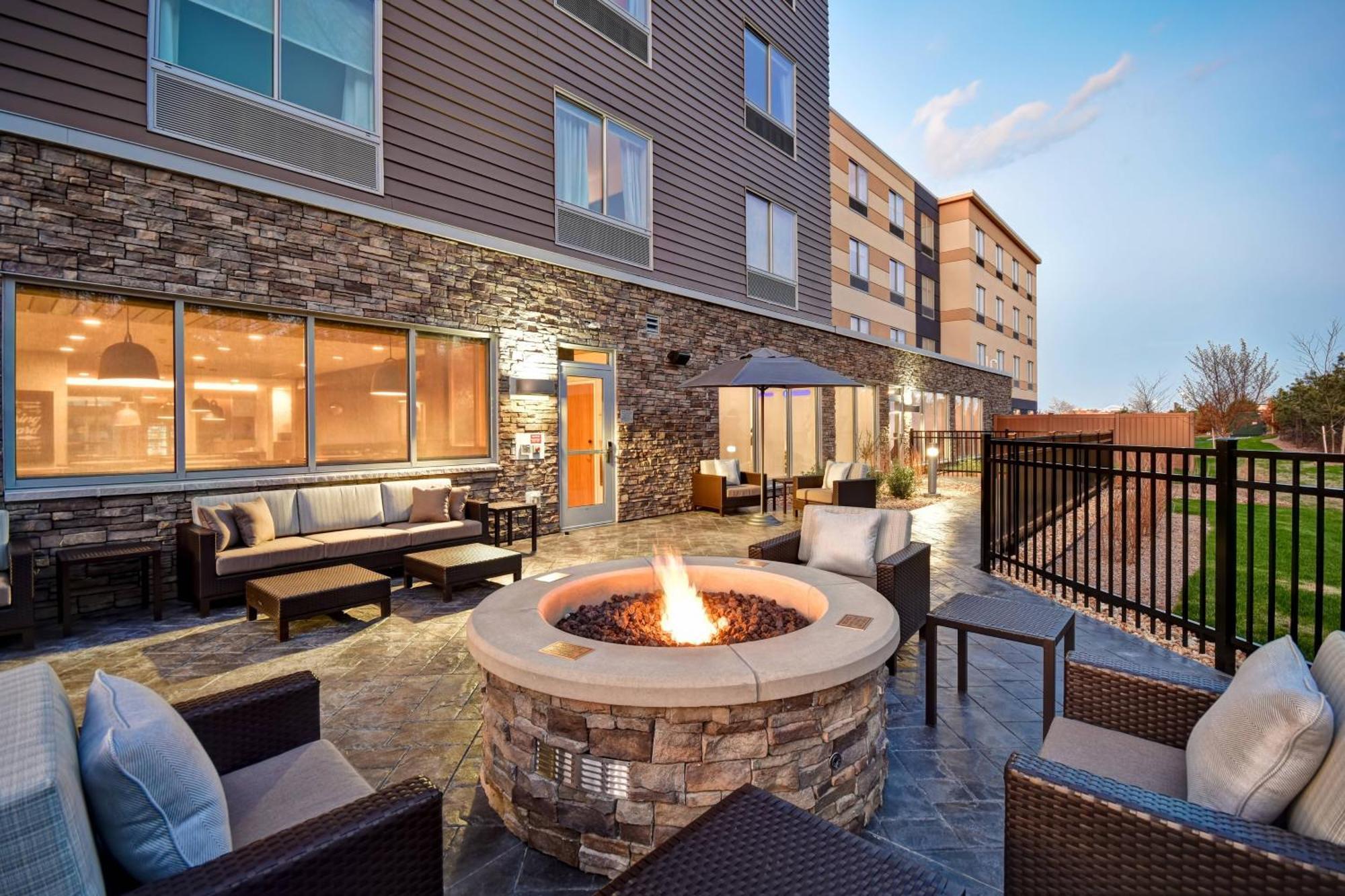 Fairfield Inn & Suites By Marriott Plymouth Eksteriør bilde